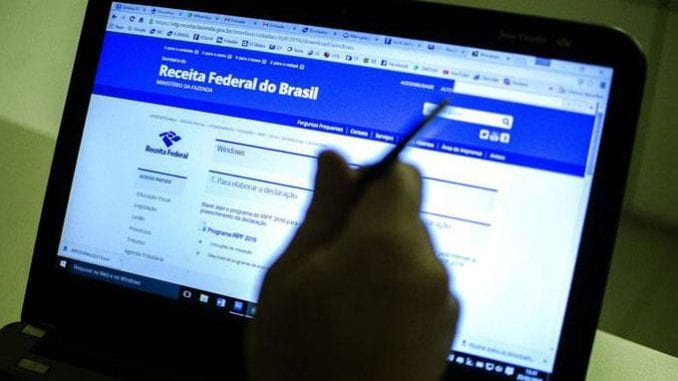 Imposto de Renda: Receita abre hoje (8), às 9h, consulta a lote multiexercício de restituição de Imposto de Renda (Arquivo/Agência Brasil)