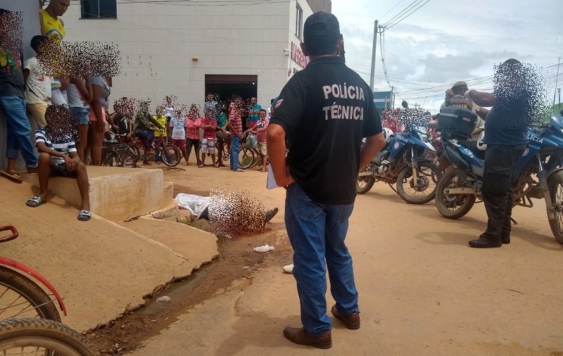 Homem Assassinado Em Plena Luz Do Dia Em Barreiras Que Registra