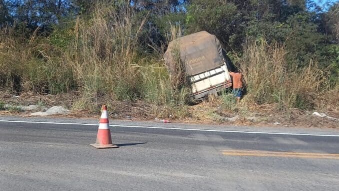 BR-135, Formosa do Rio Preto, Bahia, Carreta,