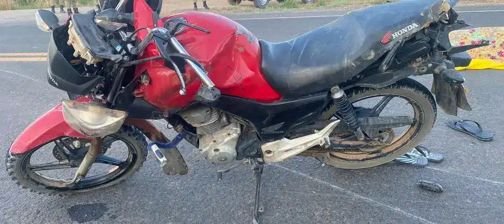motociclista morre na BR-135, Acidente, São Desidério, BR-135, Bahia