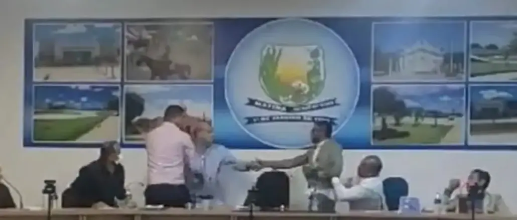 Câmara de Vereadores, Matina, Bahia, Sessão Ordinária, Briga, Discussão
