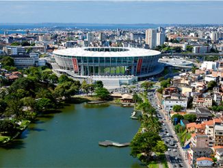 Vista aérea da Arena Fonte Nova em Salvador, local do jogo entre Bahia e Fluminense pelo Campeonato Brasileiro.