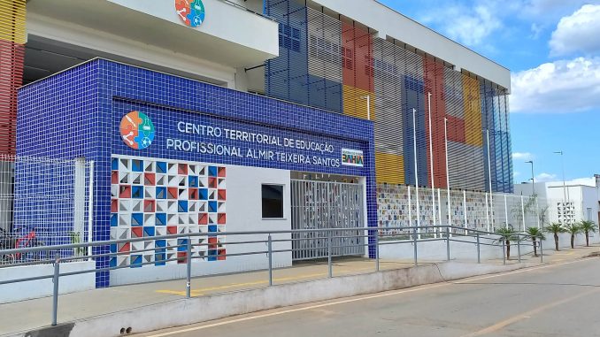 Renovação de matrícula na rede estadual da Bahia