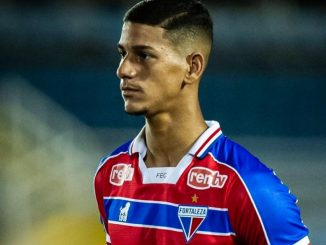 Jovem zagueiro Gustavo Mancha, de Oliveira dos Brejinhos, Oeste da Bahia, estreia no Fortaleza com vitória no Campeonato Cearense.
