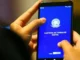 Trabalhador consulta empréstimo consignado para CLT no app da Carteira de Trabalho Digital.