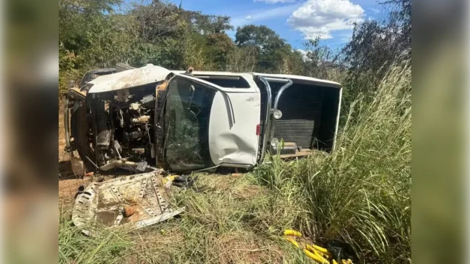 Idoso ferido em acidente em Angical Bahia