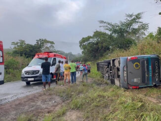 Acidente com ônibus Ibirataia, Acidente na BA-120, Bahia, acidente com ônibus da cidade sol