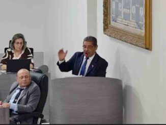 Vereador Antonio do Martins, o popular Antônio do Bode, de Formosa do Rio Preto chama ex-presidente da Câmara de assaltante
