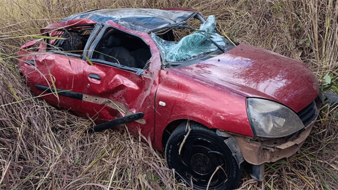 Acidente BR-135 Riachão das Neves, na Bahia, capotamento em Riachão das Neves