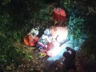 homem cai na Orla do Cais em Barreiras, Bombeiros resgatam homem que caiu da Orla do Cais em Barreiras