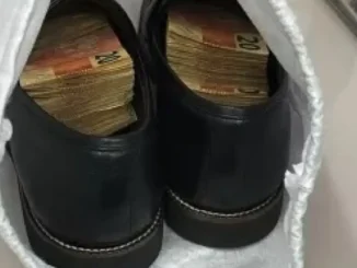 Polícia Federal encontra maços de dinheiro em sapato de vereador