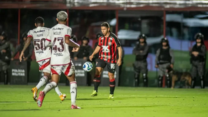 vitoria-e-flamengo Flamengo x Vitória