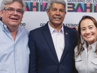 Prefeita Teti Britto de Ribeira do Amparo, na Bahia e que apoiou ACM Neto em 2022, elogia Jerônimo Rodrigues do PT