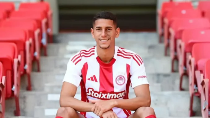Zagueiro do Oeste da Bahia é vendido por R$ 28 milhões ao Olympiacos, jogador, Oliveira dos Brejinhos