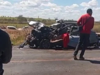 colisão frontal na BR-242, barreiras, bahia, acidente